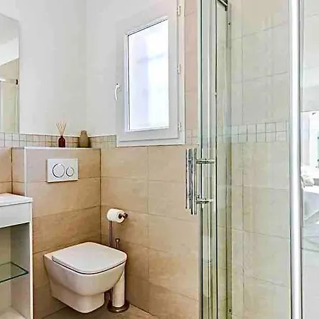 Luxury 5 Bedroom In St Tropez